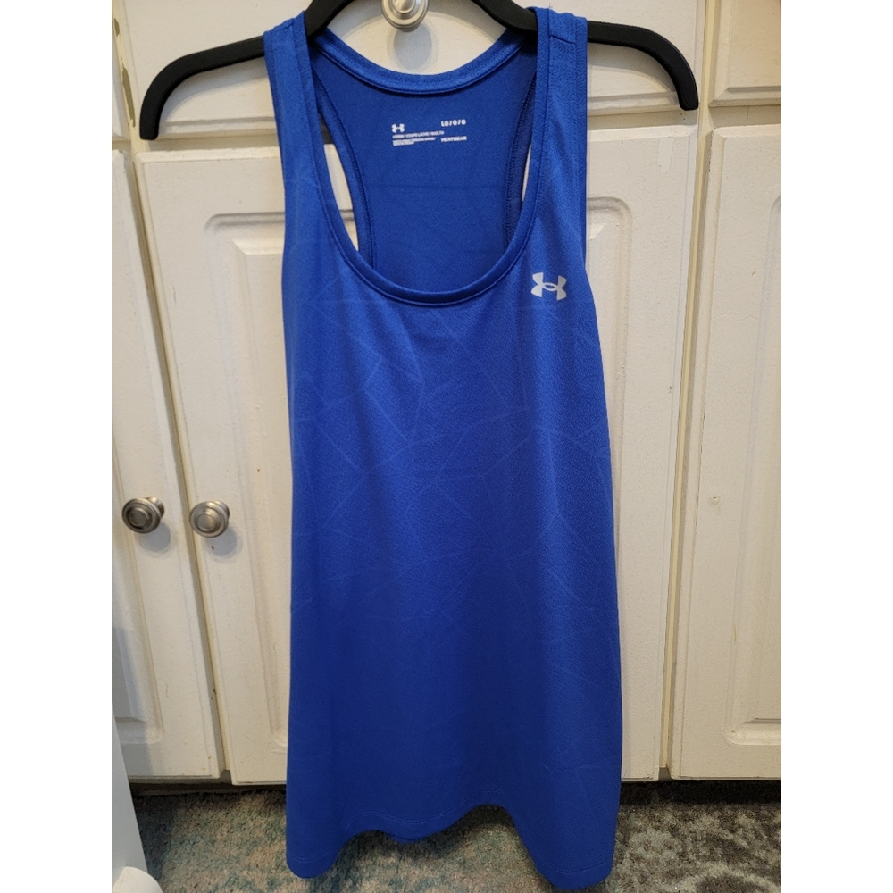 Women's UA Tech Defense Jacquard V-Neck razorback